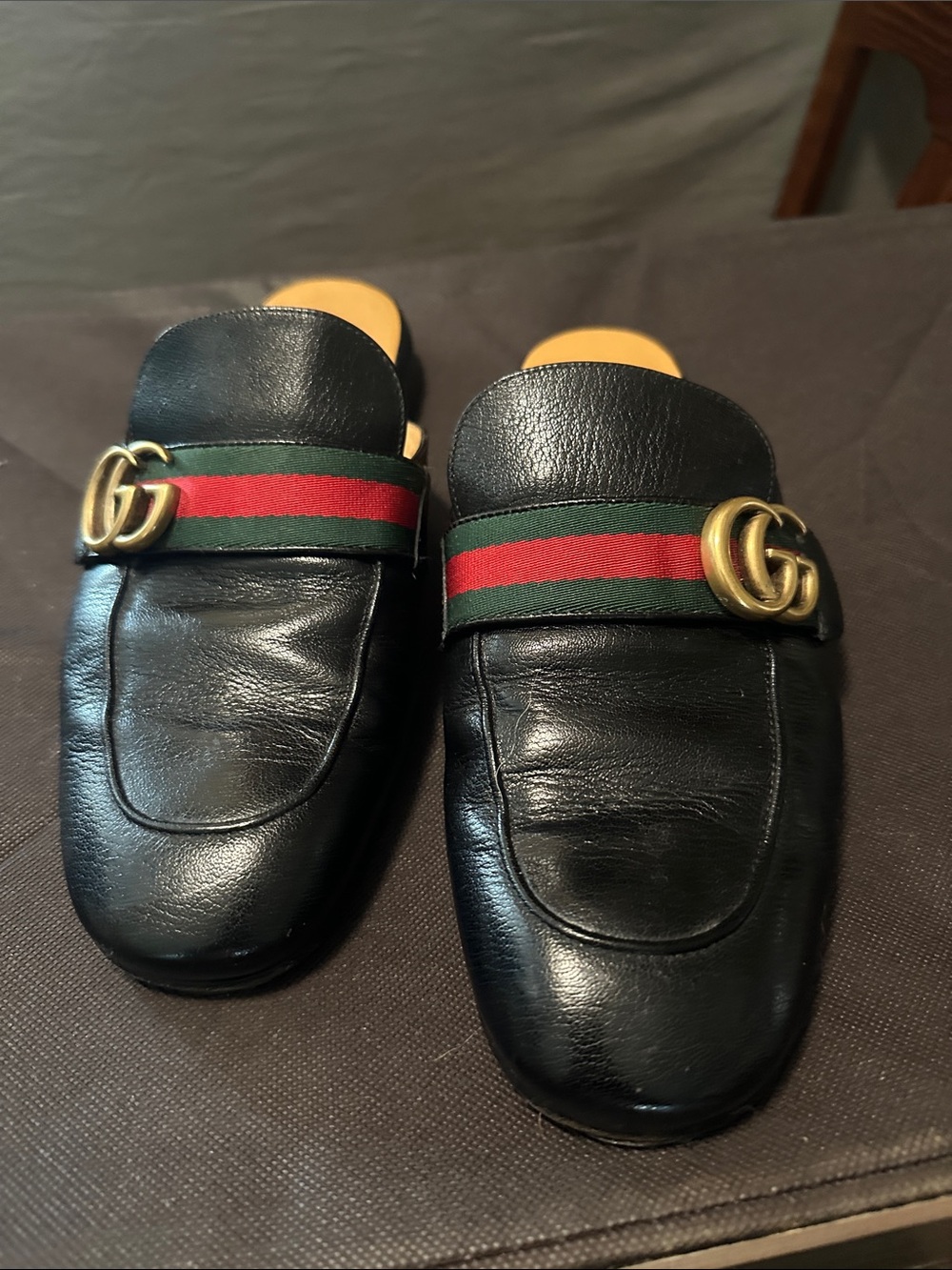 Black Leather Slip-On Loafers with Red/Green Stripe